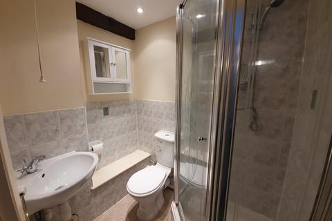 1 bedroom flat to rent, High Street, BRAINTREE