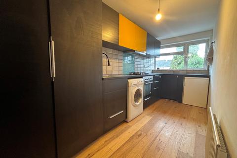 1 bedroom flat to rent, Stockbreach Close, HATFIELD