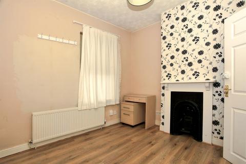 3 bedroom terraced house for sale, Lincoln Road, Peterborough