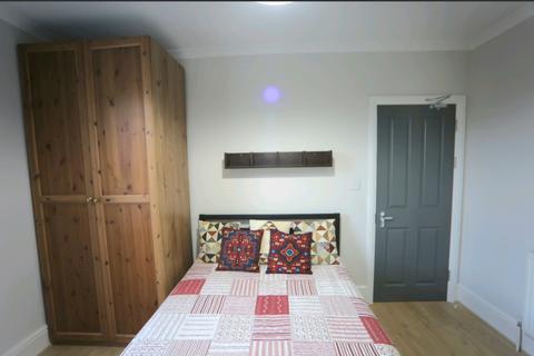 undefined, Kent Road, Gravesend, DA11