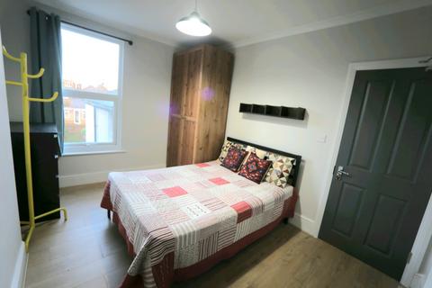 undefined, Kent Road, Gravesend, DA11