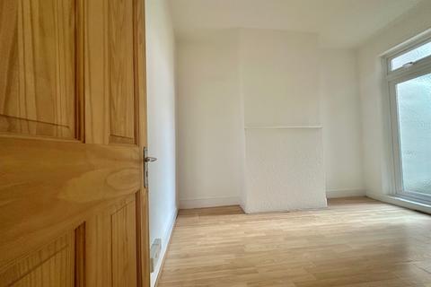 3 bedroom house to rent, Barking, IG11