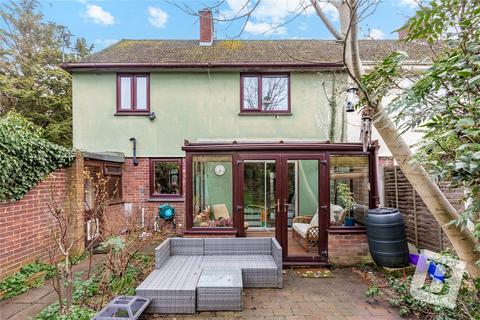 3 bedroom semi-detached house for sale, Essex Avenue, Chelmsford, Essex, CM1