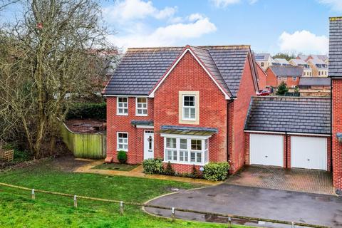 Burgundy Drive, Hemel Hempstead, HP2