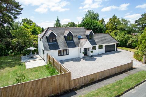 Hill Way | Ashley Heath | BH24