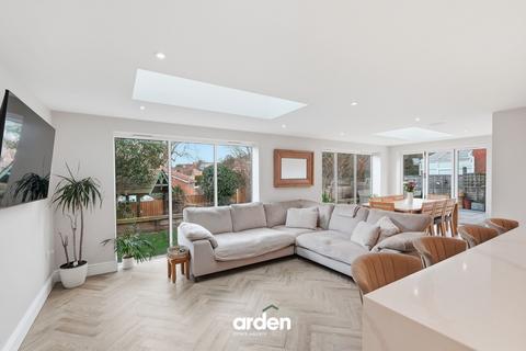 undefined, Farmcote Close, Redditch, B97