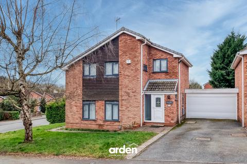 4 bedroom detached house for sale, Lechlade Close, Redditch, B98