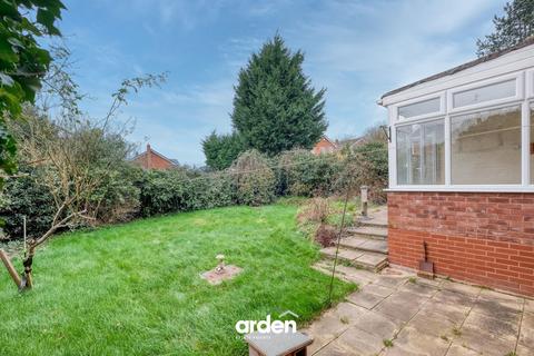 4 bedroom detached house for sale, Lechlade Close, Redditch, B98