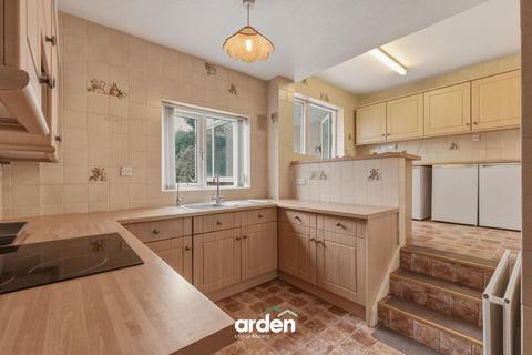 4 bedroom detached house for sale, Lechlade Close, Redditch, B98