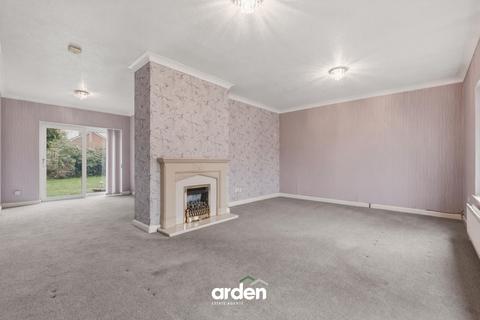 4 bedroom detached house for sale, Lechlade Close, Redditch, B98