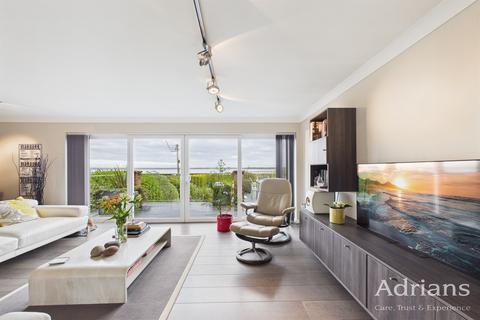 3 bedroom detached house for sale, Sea View Promenade, CM0