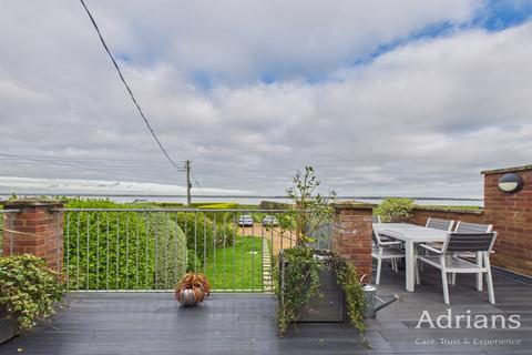 3 bedroom detached house for sale, Sea View Promenade, CM0