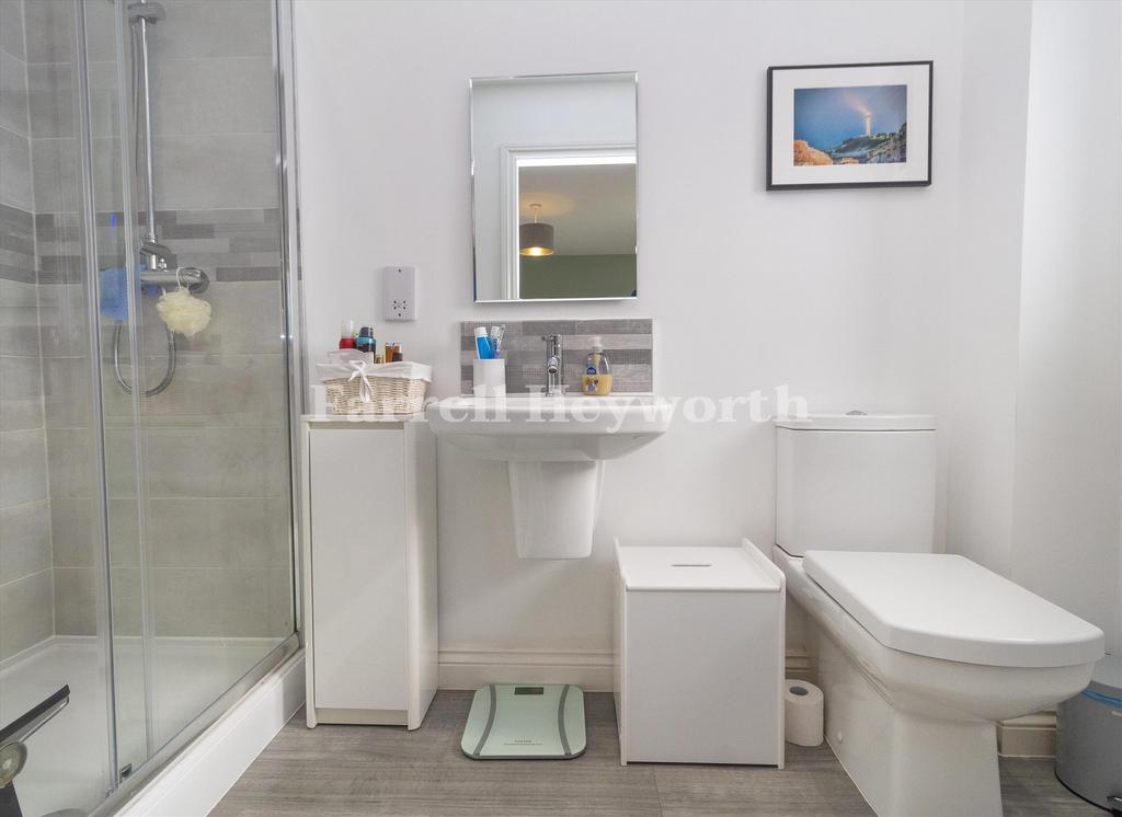 En Suite Shower