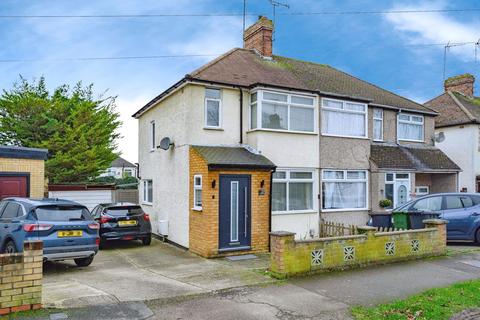 Tenth Avenue, LUTON, Bedfordshire, LU3