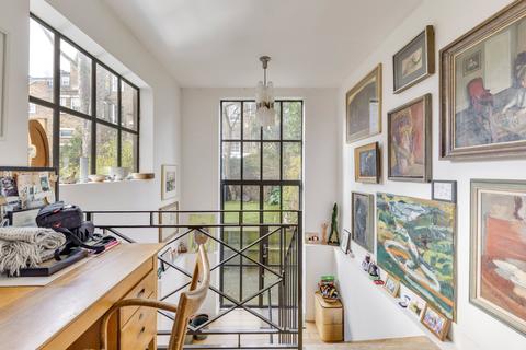 6 bedroom terraced house for sale, Albert Street, Camden, NW1