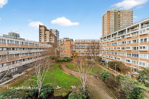 3 bedroom apartment for sale, Yelverton Road, London
