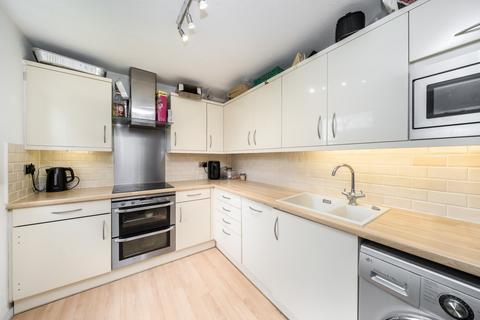 2 bedroom apartment to rent, Marlowe Gardens, Eltham, London, SE9
