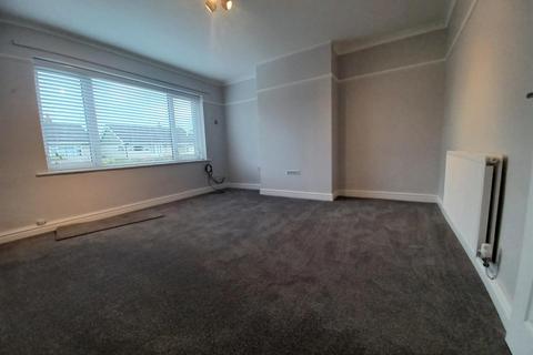 2 bedroom house to rent, Alexandra Road, Middlewich