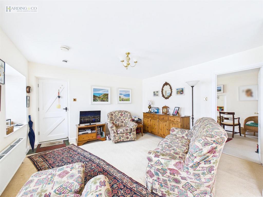 Open plan area 3.jpg