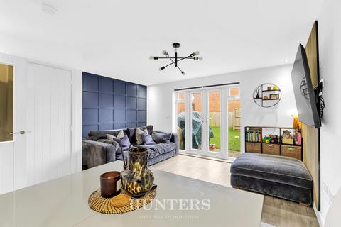 undefined, Kirkfell Drive, Middleton, Manchester, M24