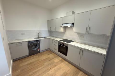2 bedroom block of apartments to rent, St Johns Road, Hemel Hempstead