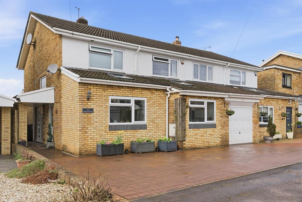 22 Llandegveth Close-2.jpg