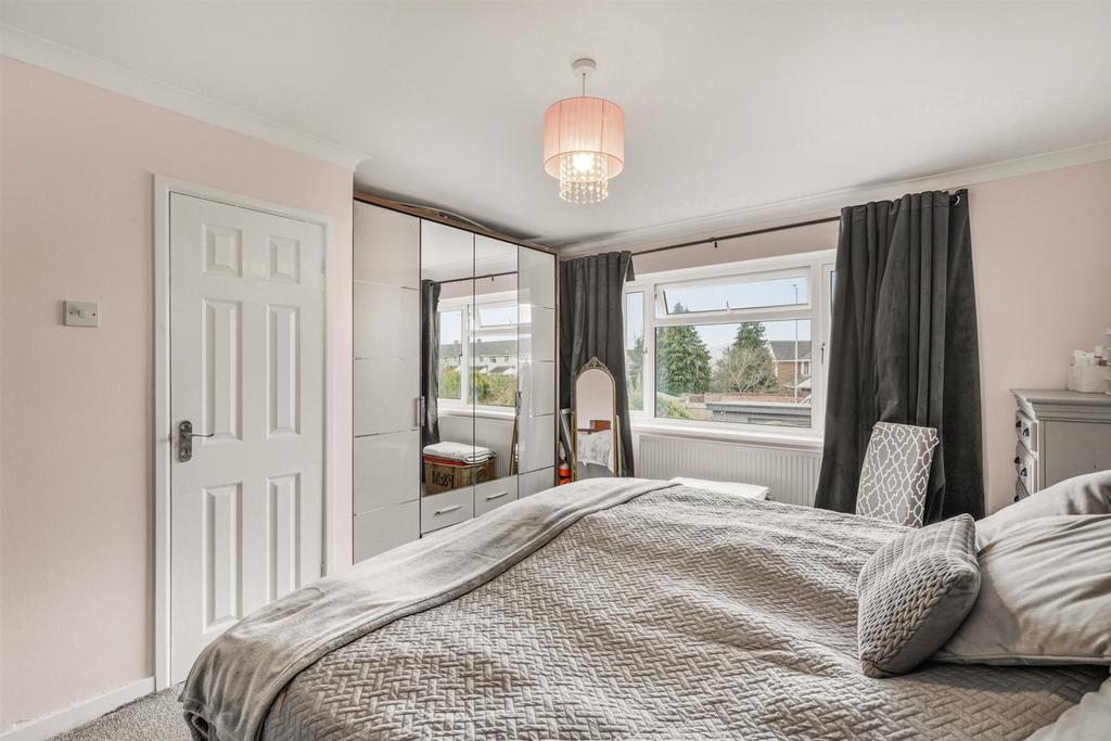 22 Llandegveth Close-19.jpg