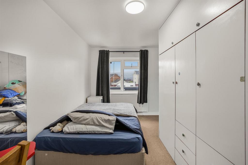 22 Llandegveth Close-17.jpg