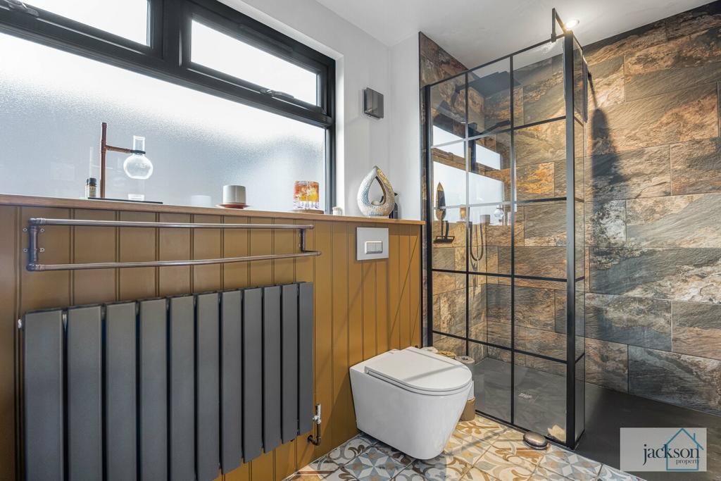 Bathroom 2