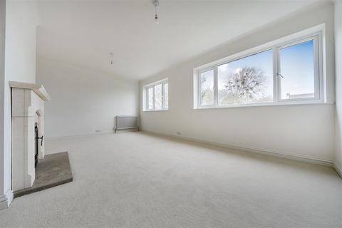 undefined, Ruislip Gardens, Aldwick