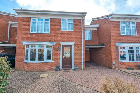 Heron Close, Worcester WR2