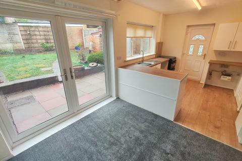 3 bedroom house to rent, Tennyson Road, Stafford, ST17