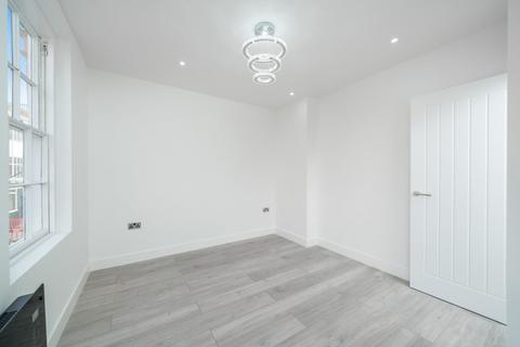 undefined, High Street, BRAINTREE