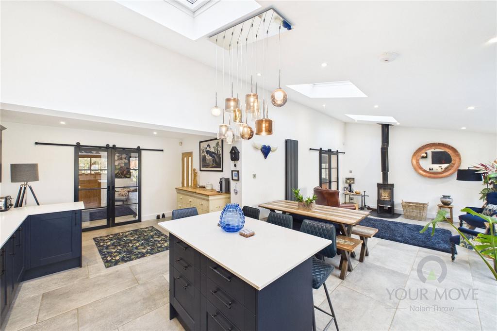 Kitchen/Family Room