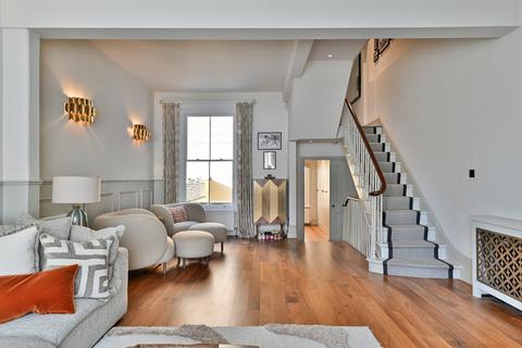 5 bedroom terraced house for sale, Lamont Road, Chelsea, London