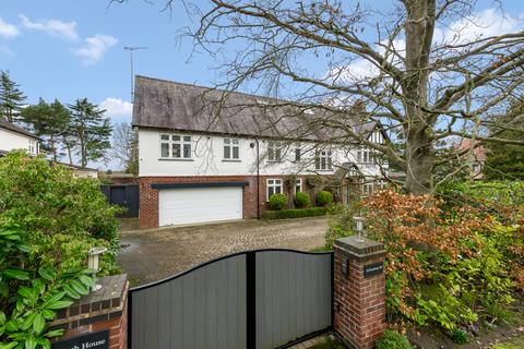 undefined, Prestbury Road, Wilmslow, Cheshire, SK9
