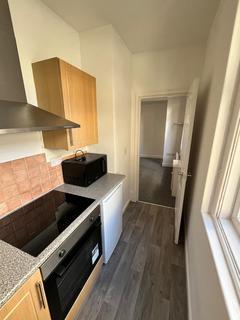 1 bedroom flat to rent, Flat 3 10-16 Derby Road, Blackpool FY1