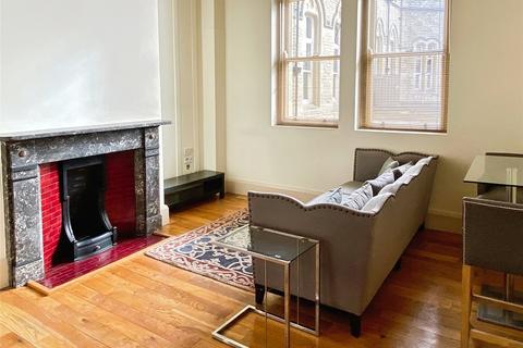 1 bedroom apartment for sale, Halifax Road, Dewsbury, WF13