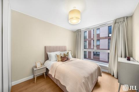 3 bedroom apartment to rent, Copperworks Wharf Sugar House Island E15