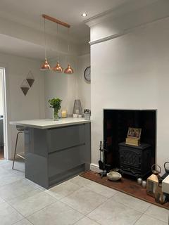 3 bedroom terraced house to rent, Nursery Walk, Wolverhampton WV6