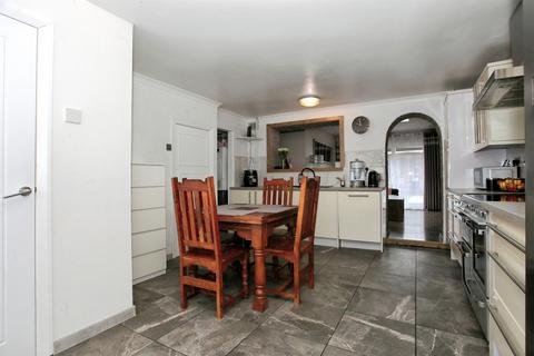undefined, Rose Avenue, PETERBOROUGH