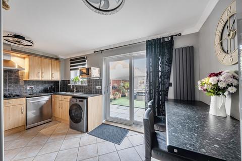3 bedroom end of terrace house for sale, Mortimer Close, Old Shaw, Swindon, SN5 5RE