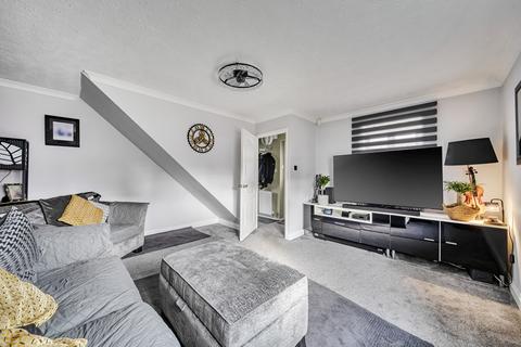 3 bedroom end of terrace house for sale, Mortimer Close, Old Shaw, Swindon, SN5 5RE