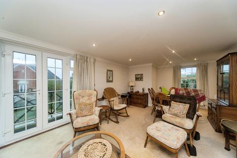 3 bedroom flat for sale, Jasmine Way, Bexhill-On-Sea