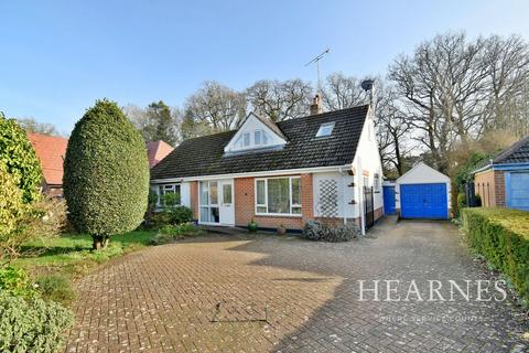 Monkton Close, Ferndown, BH22