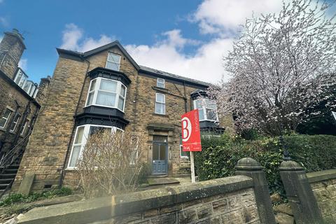 Clarkegrove Road, Sheffield, S10