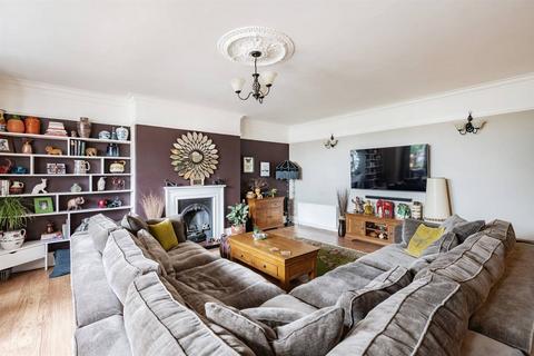 2 bedroom apartment for sale, Central Parade, Herne Bay