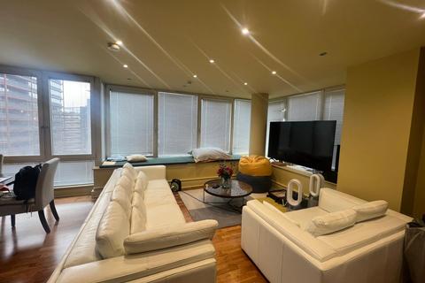2 bedroom apartment to rent, 6 left bank, Manchester, M3