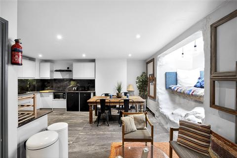 undefined, Duke Road, London, W4