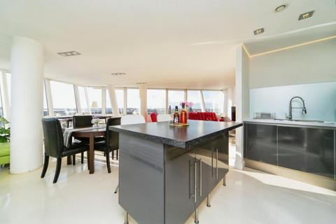 3 bedroom apartment to rent, Strand Street, Liverpool, L1